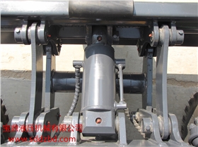 多連桿裝置 多連桿裝置