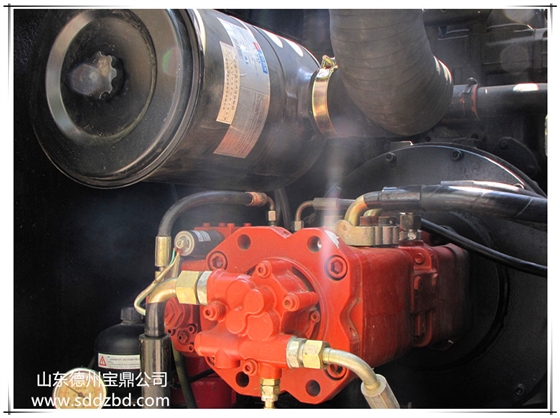 山東寶鼎挖掘機(jī)廠家小型挖掘機(jī)械產(chǎn)品 山東寶鼎挖掘機(jī)廠家小型挖掘機(jī)械產(chǎn)品