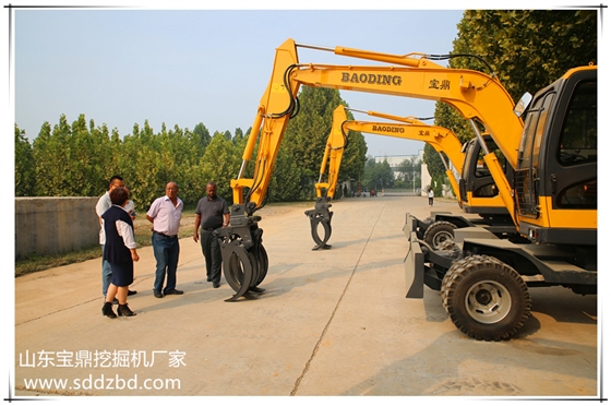 山東寶鼎挖掘機廠家小型挖掘機械產品 山東寶鼎挖掘機廠家小型挖掘機械產品