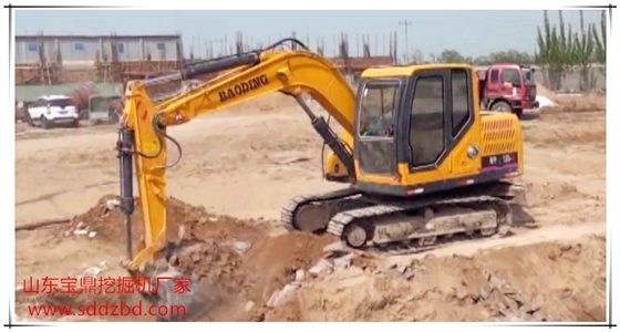 山東寶鼎挖掘機(jī)廠家小型挖掘機(jī)械產(chǎn)品 山東寶鼎挖掘機(jī)廠家小型挖掘機(jī)械產(chǎn)品
