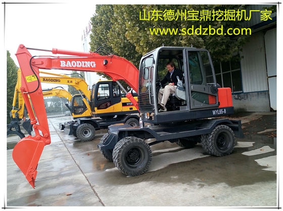 山東寶鼎挖掘機小型挖掘機廠家 山東寶鼎挖掘機小型挖掘機廠家