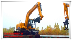 山東寶鼎挖掘機廠家履帶抓木機下線 山東寶鼎挖掘機廠家履帶抓木機下線
