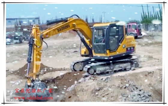 山東寶鼎挖掘機廠家小型挖掘機械產品 山東寶鼎挖掘機廠家小型挖掘機械產品