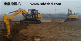 山東寶鼎中小型挖掘機械工作場景 山東寶鼎中小型挖掘機械工作場景