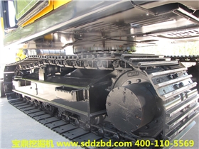 寶鼎小型挖掘機械