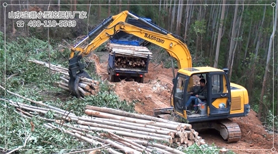 山東寶鼎小型挖掘機廠家挖掘機械產品