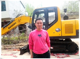 寶鼎小型挖掘機(jī)用戶 寶鼎小型挖掘機(jī)用戶