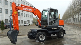 輪式挖掘機 輪式挖掘機