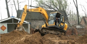 國(guó)產(chǎn)小型挖掘機(jī) 國(guó)產(chǎn)小型挖掘機(jī)