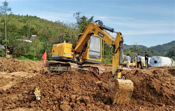 寶鼎小型挖掘機(jī) 寶鼎小型挖掘機(jī)