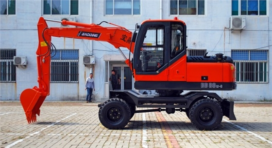 輪式挖掘機 輪式挖掘機