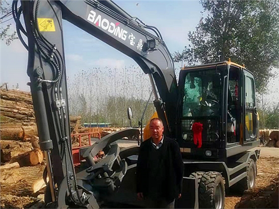 寶鼎抓木機(jī) 寶鼎抓木機(jī)