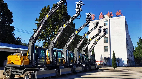 寶鼎輪式抓木機 寶鼎輪式抓木機