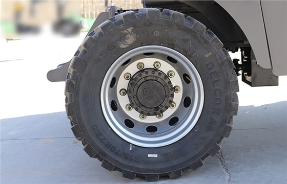 輪式挖掘機 輪式挖掘機