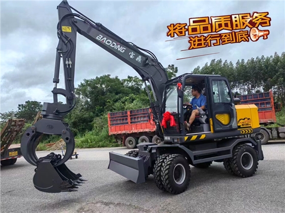 輪式挖掘機 輪式挖掘機