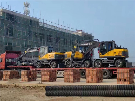 輪式抓木機(jī) 輪式抓木機(jī)