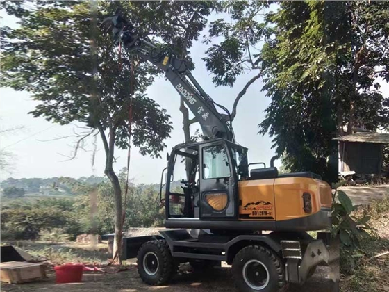 崇左抓木機.jpg 崇左抓木機.jpg