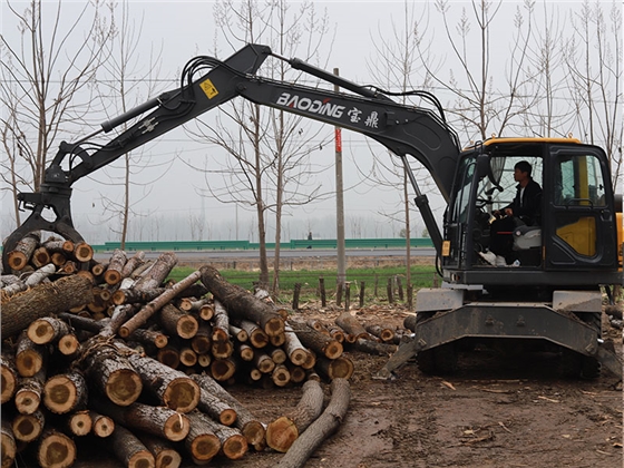 抓料機.jpg 抓料機.jpg