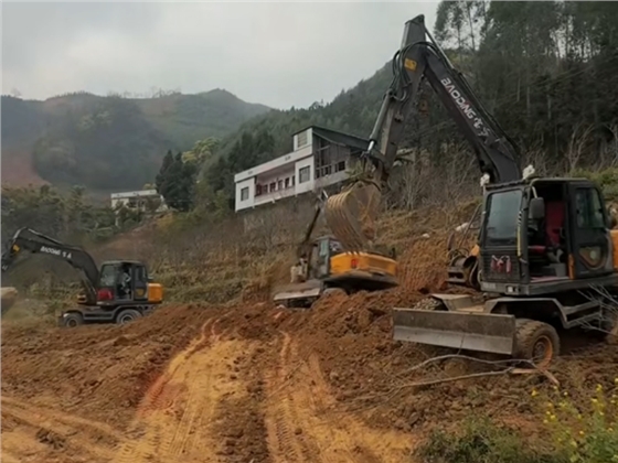 寶鼎挖掘機.png 寶鼎挖掘機.png