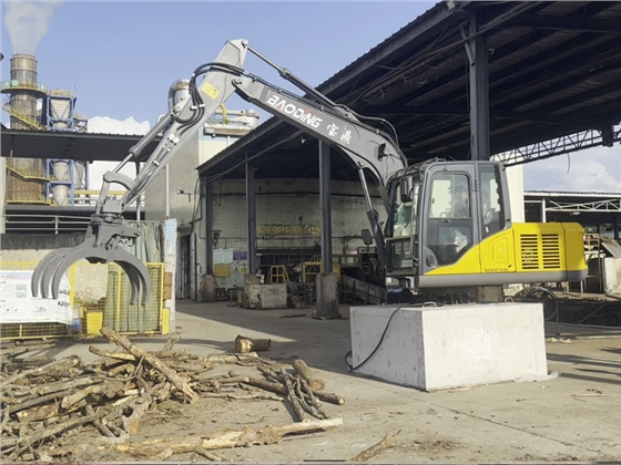 固定式電抓機.jpg 固定式電抓機.jpg