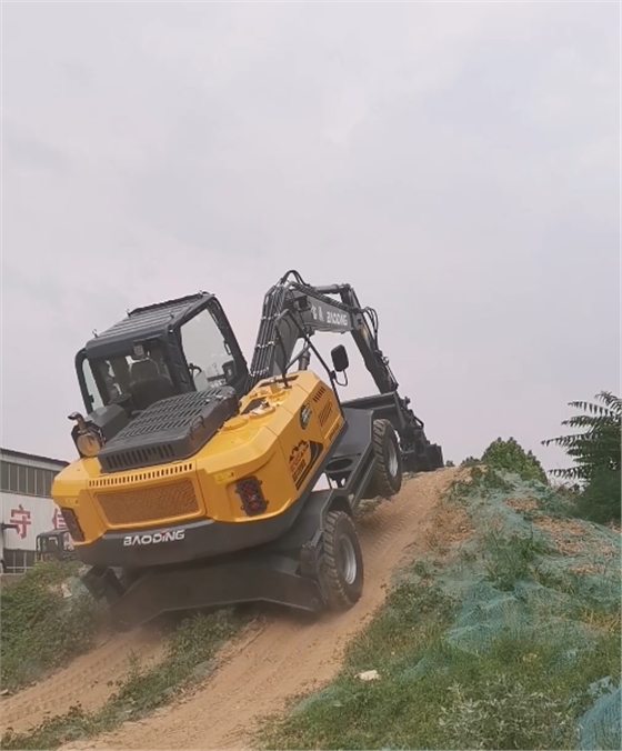 寶鼎120WD抓木機 寶鼎120WD抓木機