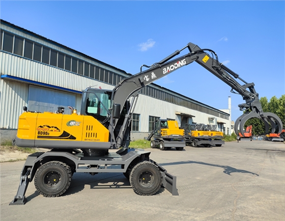 寶鼎90D抓木機(jī).png 寶鼎90D抓木機(jī).png