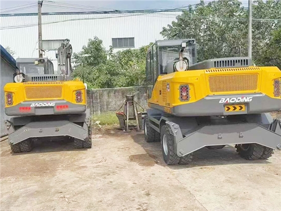 寶鼎抓木機.jpg 寶鼎抓木機.jpg