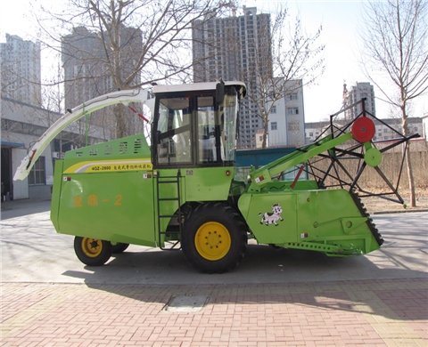 青飼料收獲機 青飼料收獲機