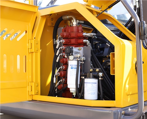 寶鼎BD120WD輪式抓木機 寶鼎BD120WD輪式抓木機