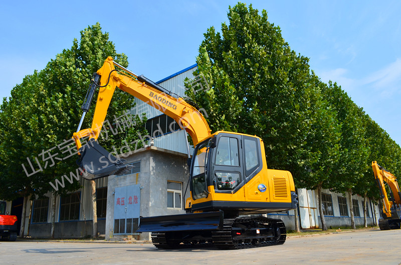 山東寶鼎履帶90小型挖掘機(jī) 山東寶鼎履帶90小型挖掘機(jī)