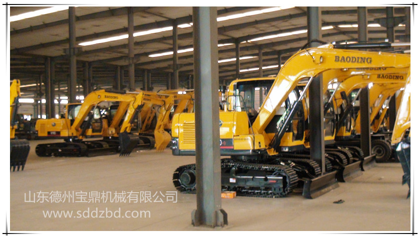 山東寶鼎公司挖掘機(jī)小型挖掘機(jī)產(chǎn)品 山東寶鼎公司挖掘機(jī)小型挖掘機(jī)產(chǎn)品