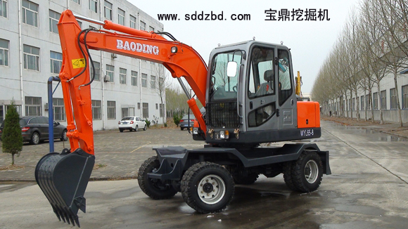 寶鼎輪式挖掘機