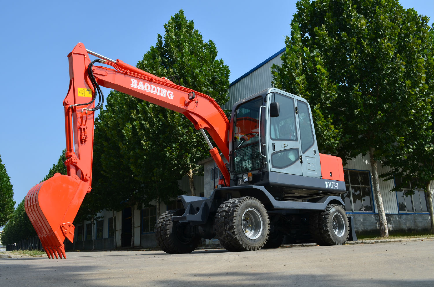 輪式挖掘機(jī)