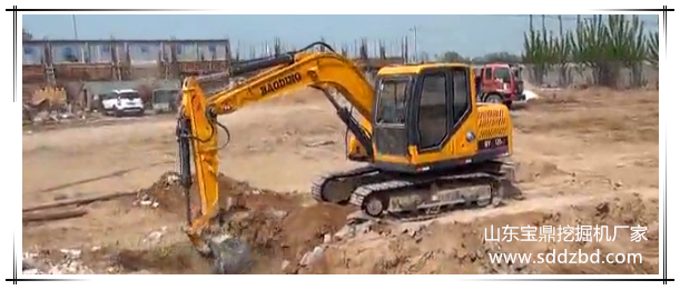 山東寶鼎挖掘機(jī)廠家小型挖掘機(jī)械產(chǎn)品 山東寶鼎挖掘機(jī)廠家小型挖掘機(jī)械產(chǎn)品