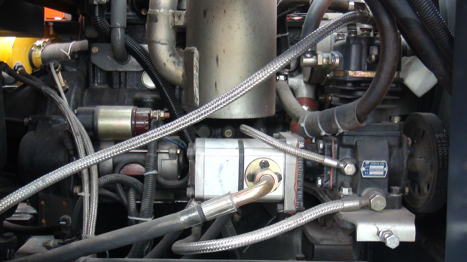 節(jié)能環(huán)保發(fā)動(dòng)機(jī) 節(jié)能環(huán)保發(fā)動(dòng)機(jī)