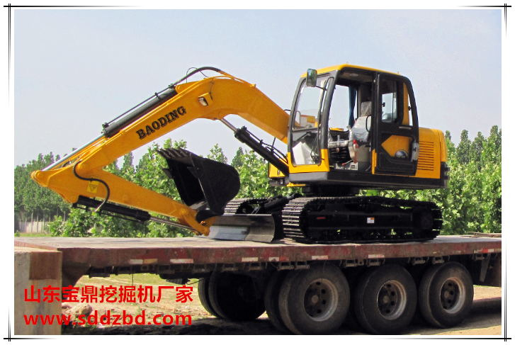 山東寶鼎挖掘機廠家小型挖掘機械產品