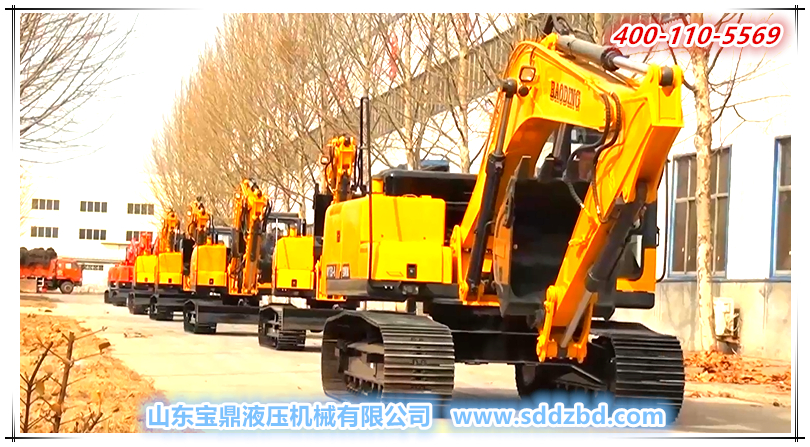 山東寶鼎挖掘機(jī)廠家