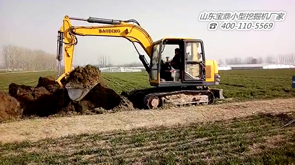 山東寶鼎小型挖掘機生產廠家 山東寶鼎小型挖掘機生產廠家
