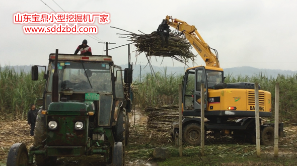 寶鼎輪式抓木機(jī)產(chǎn)品 寶鼎輪式抓木機(jī)產(chǎn)品