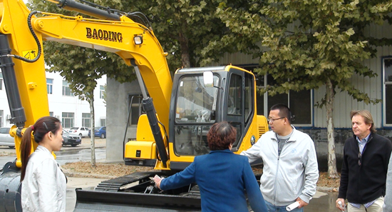 寶鼎小型挖掘機械 寶鼎小型挖掘機械