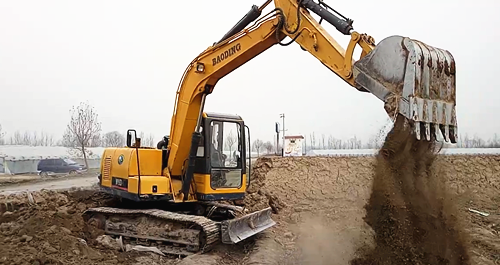 國產小型挖掘機