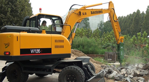 國產小型挖掘機 國產小型挖掘機