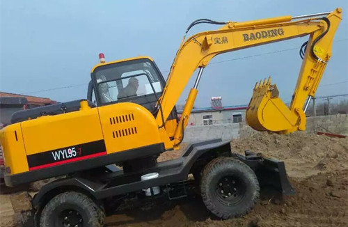 國產小型挖掘機 國產小型挖掘機