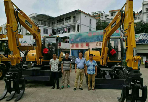 輪式抓木機 輪式抓木機