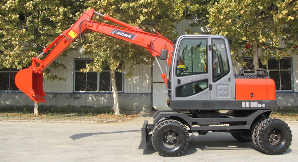 輪式挖掘機(jī)_輪式挖掘機(jī)