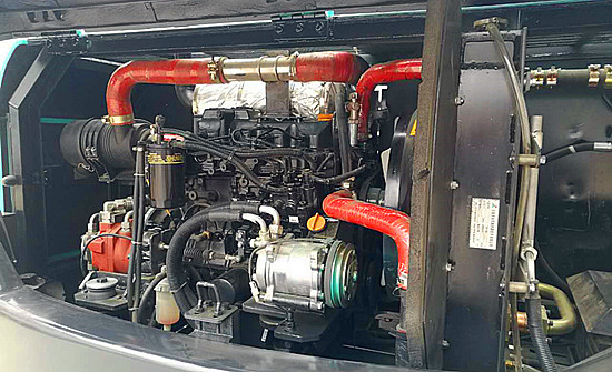 寶鼎80挖掘機動力部分 寶鼎80挖掘機動力部分