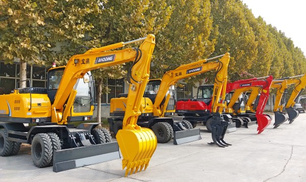 輪式挖掘機價格.jpg 輪式挖掘機價格.jpg