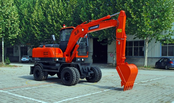 輪式挖掘機 輪式挖掘機