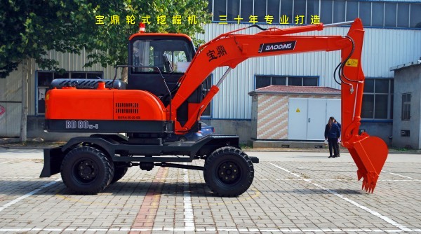寶鼎輪式挖掘機(jī)廠家 寶鼎輪式挖掘機(jī)廠家