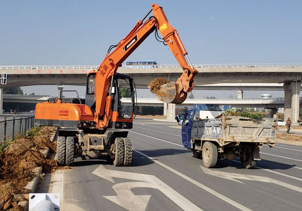 輪式挖掘機(jī)多少錢